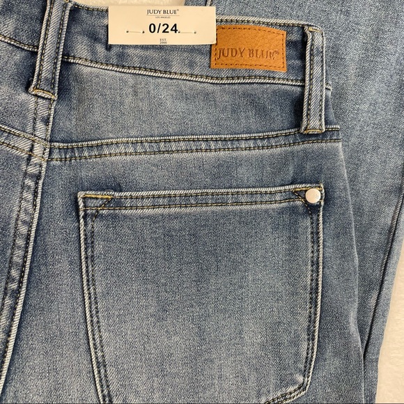 NWT Judy Blue Therma Denim Boyfriend Fit High Waist Medium Wash Jeans Size 0 - Picture 10 of 16